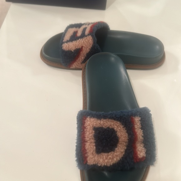 Fendi slides with shearling and logo fendi - Picture 2 of 5
